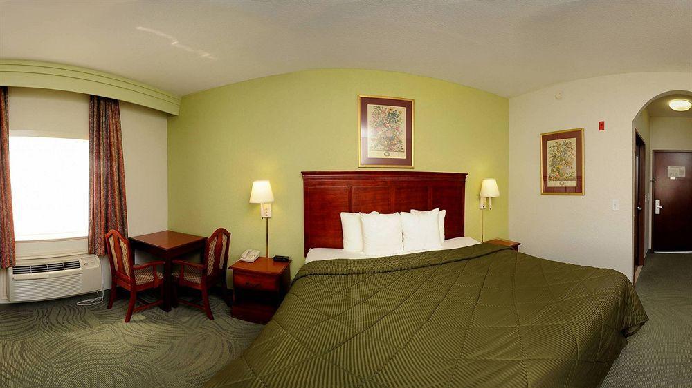 Econo & East I-10 Hotel Houston