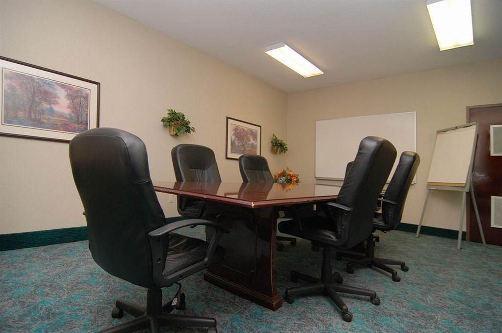 Hotel Econo & East I-10 2*