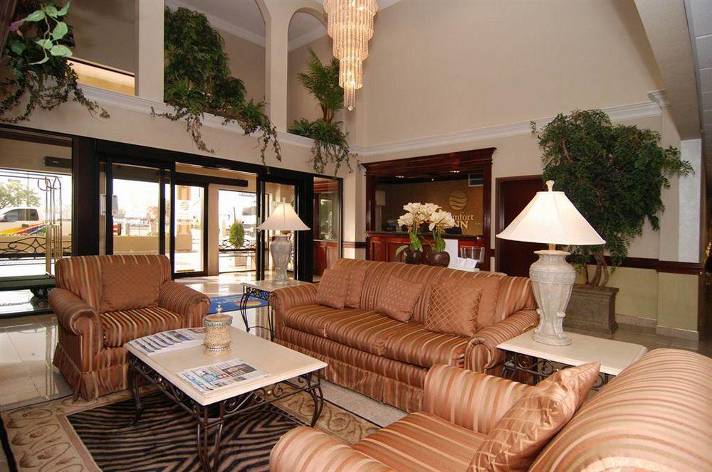 Hotel Econo & East I-10 Houston
