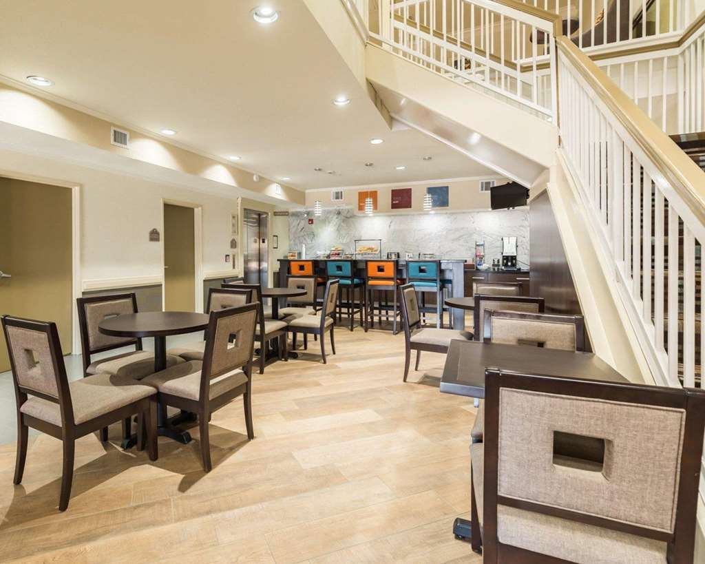 Econo & East I-10 Hotel Houston